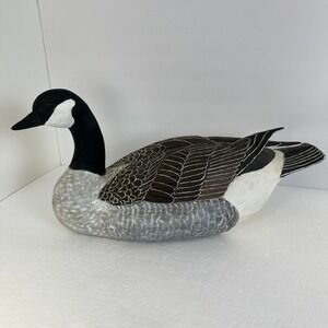 Vintage Canada Goose Decoy 1987 Tracy Hyder Hand‎ Painted Wood Carving